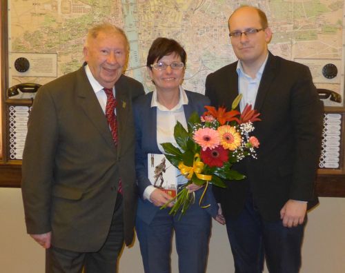 Iva Ritschelov, Vladimr Prchlk, Tom Hromdka v kavrn 